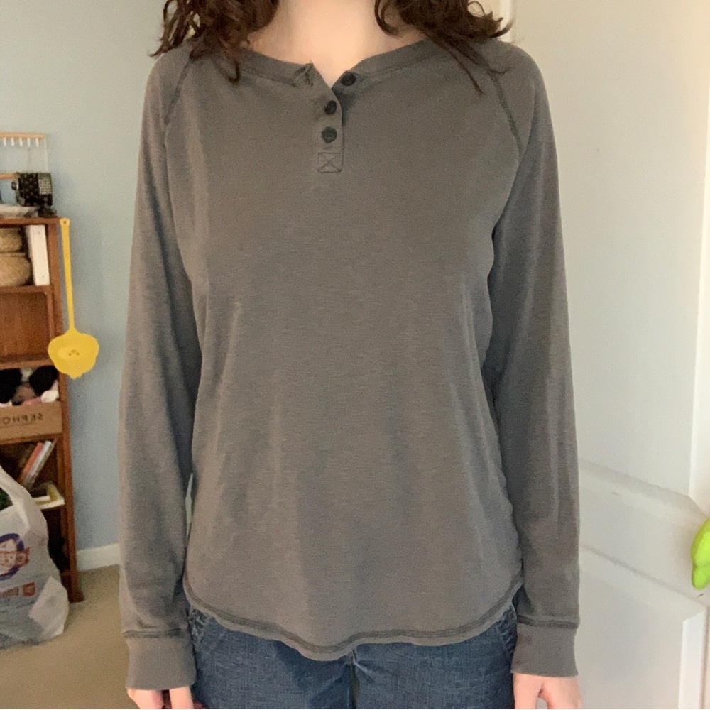 grey long sleeve